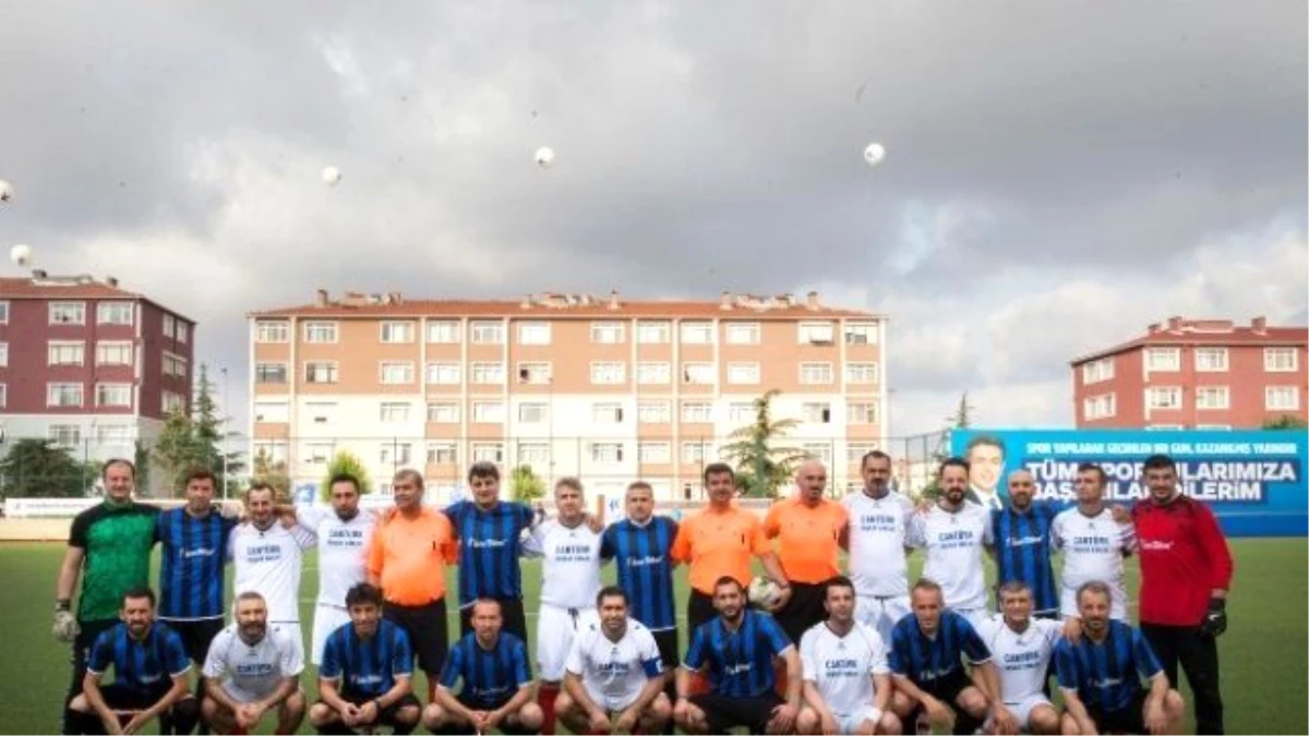 Küçükçekmece Belediyesi Süper Lig\'in En Ünlü İsimlerini Buluşturdu