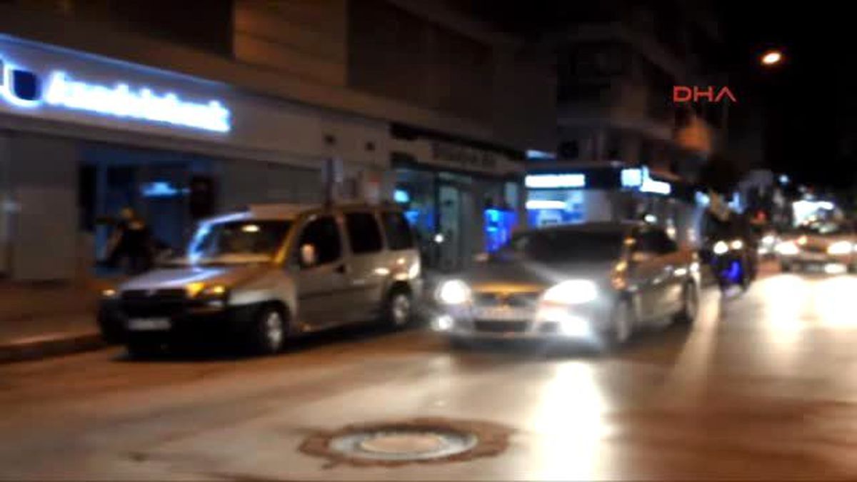 Nazilli\'de Hdp\'lilerin Baraj Konvoyu