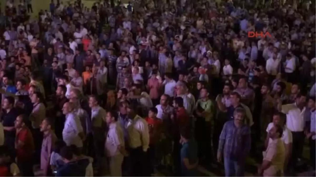 Şanlıurfa?da Hdp\'lilerden Zılgıtlı Kutlama