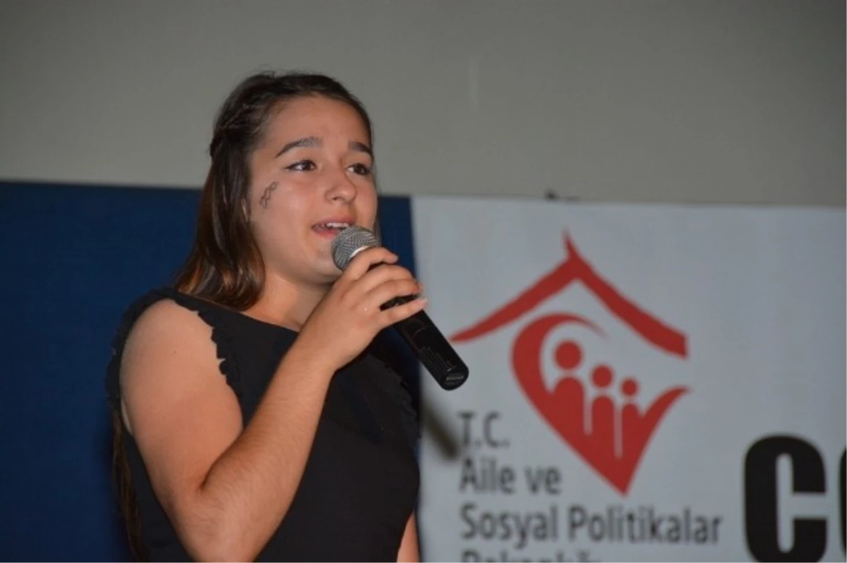 Süleymanpaşa Belediye Başkanı Eşkinat, Sevgi Evi Çocuklarının Yıl Sonu Programına Katıldı