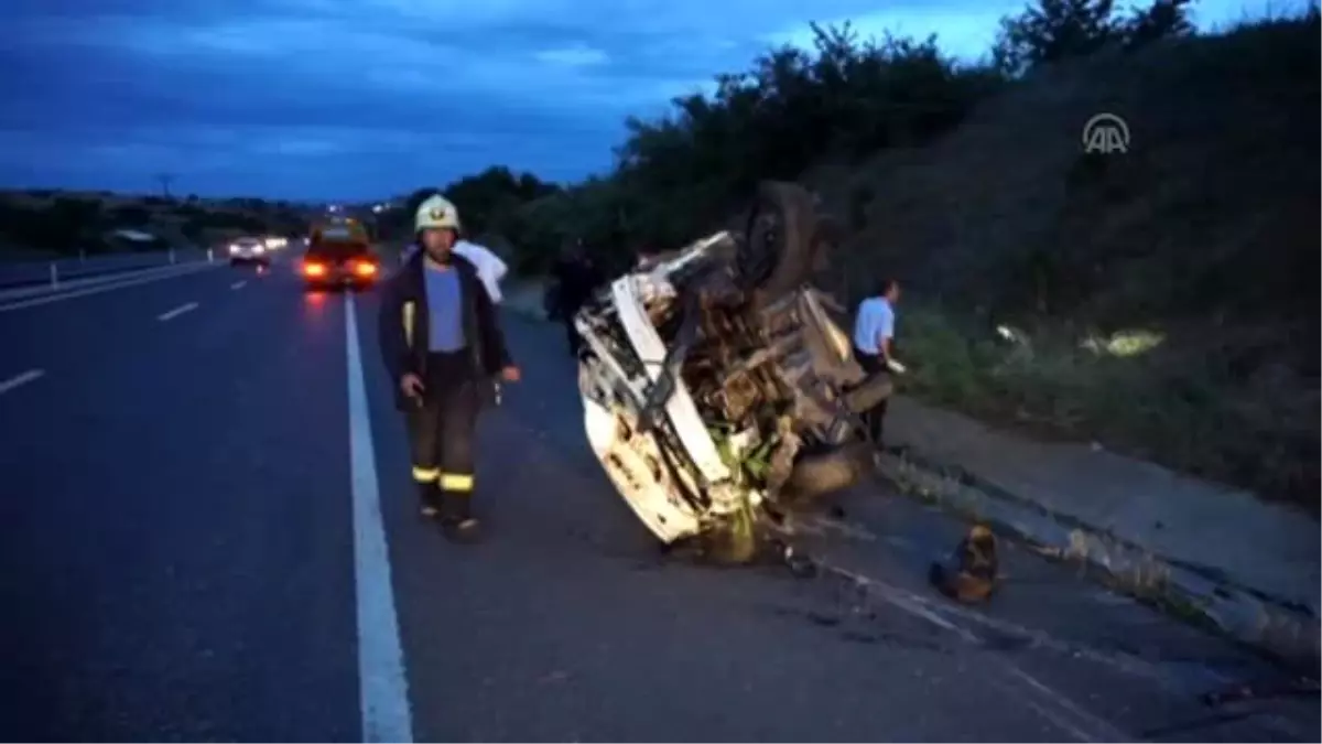 Tekirdağ\'da Otomobil Takla Attı: 1 Ölü, 1 Yaralı