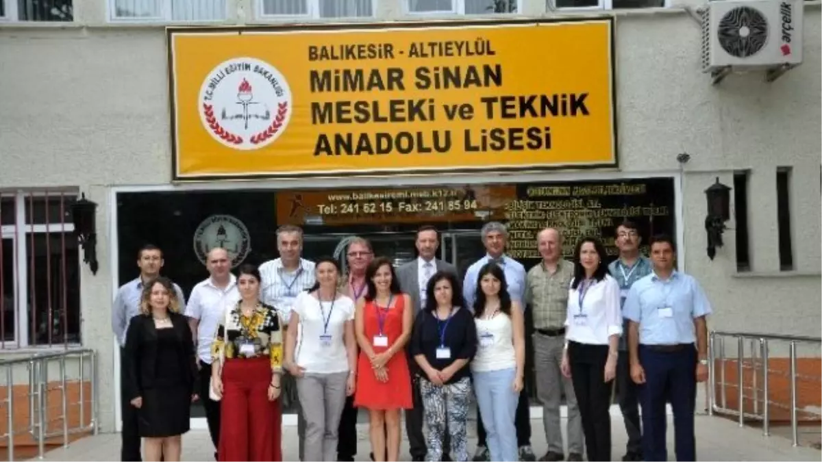 21. Yüzyıl Mesleki Eğitimde Yönetim Becerileri