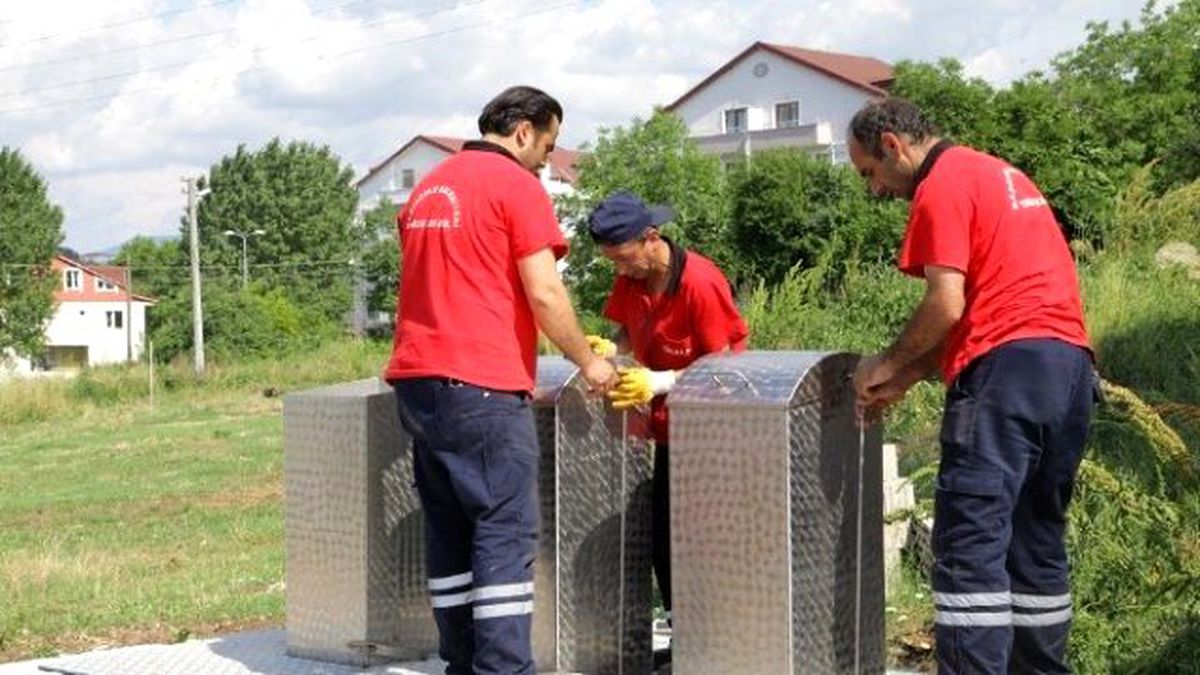 Başiskele\'de Yer Altı Çöp Konteynerleri Artıyor