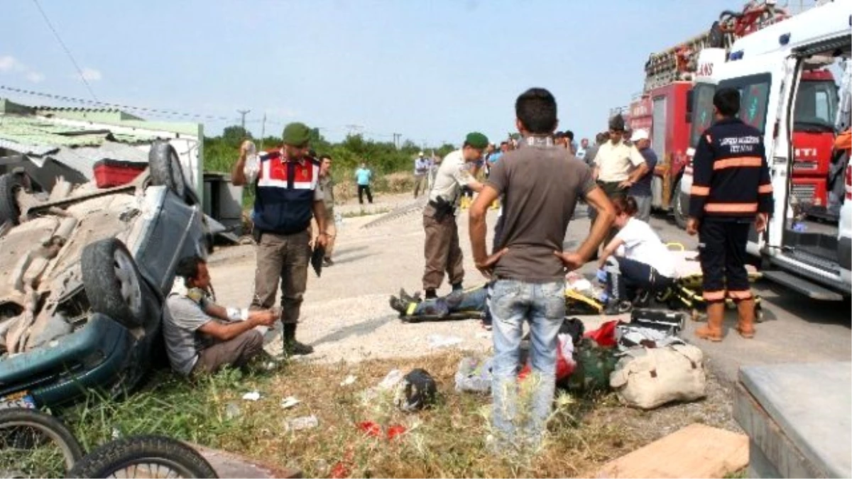 Çanakkale\'de Askeri Araç Kaza Yaptı: 1 Ölü, 4 Yaralı