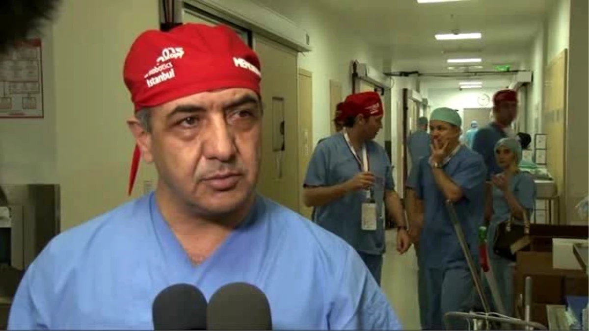 Türk Cerrahların Robotik Böbrek Nakli Başarısı