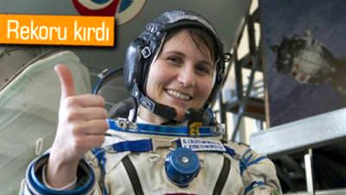 196 Gün ile Uzayda En Çok Kalan Kadın Oldu