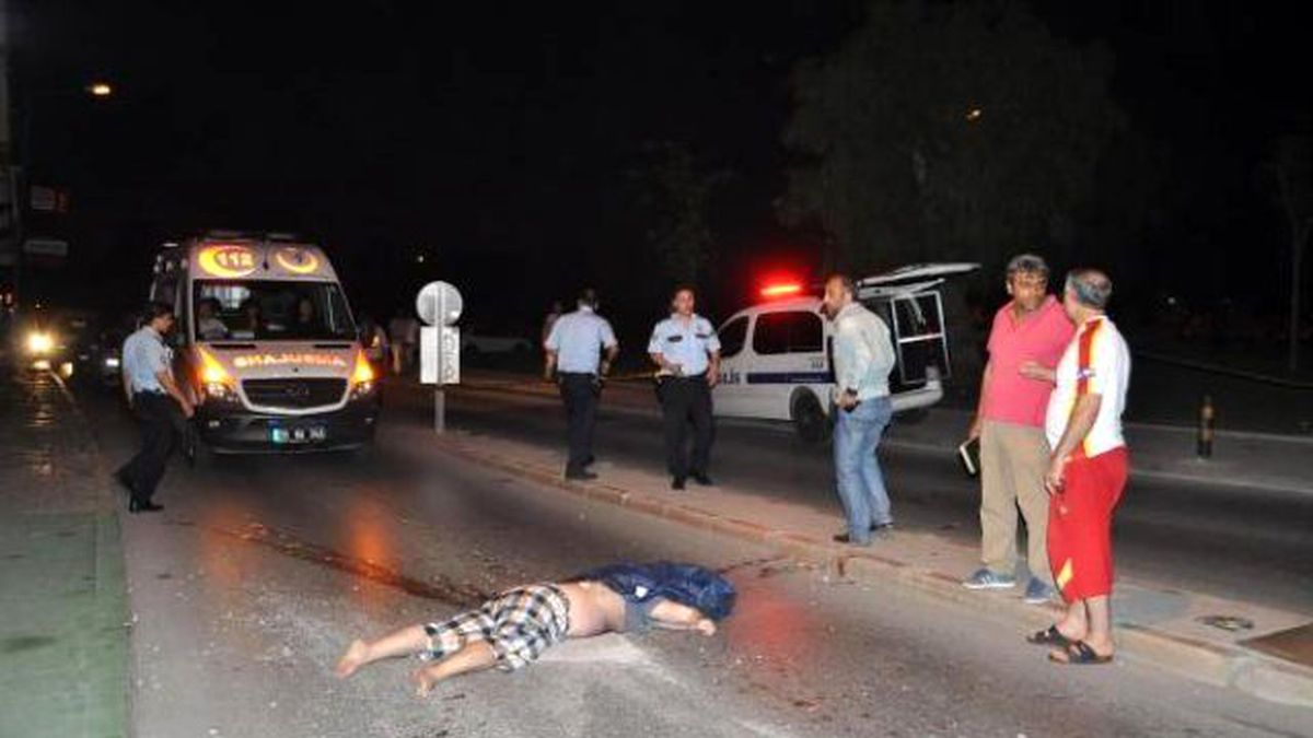 4\'üncü Kat Balkonundan Düşüp Öldü