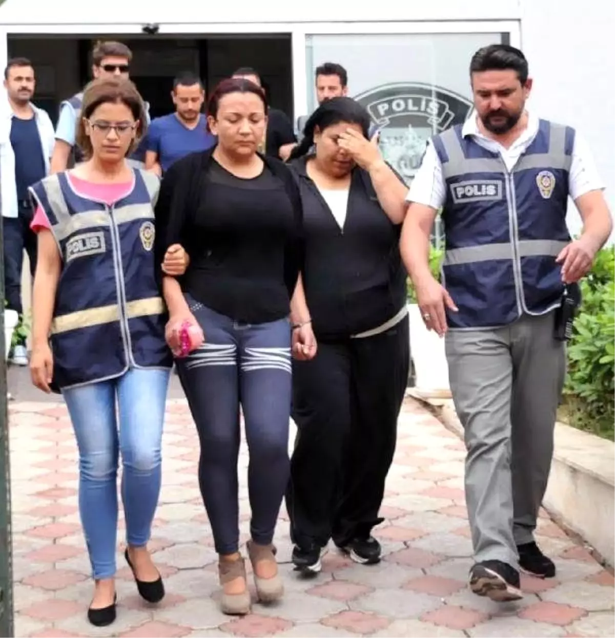 7 Kolombiyalı, Para Dolu Çanta Yerine Boşunu Çaldı