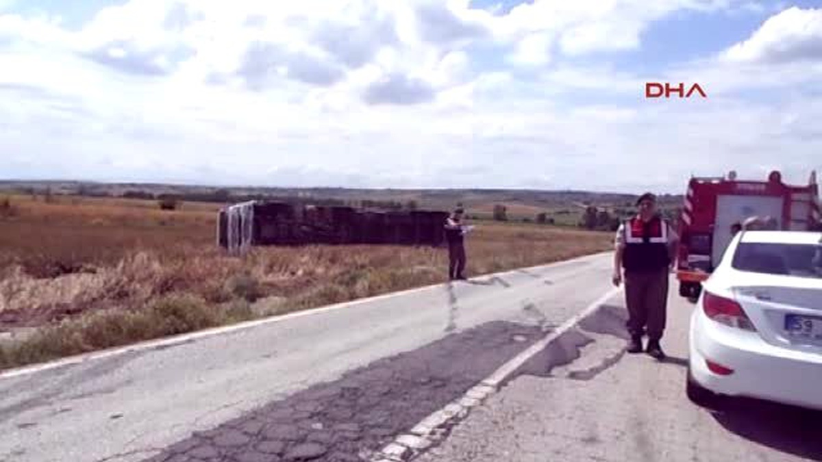 Eşini Öldüren Eski Polis Tır Kazasında Öldü