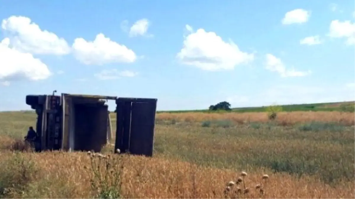 Eşini Öldürüp Başında Sigara İçen Eski Polis TIR Kazasında Öldü