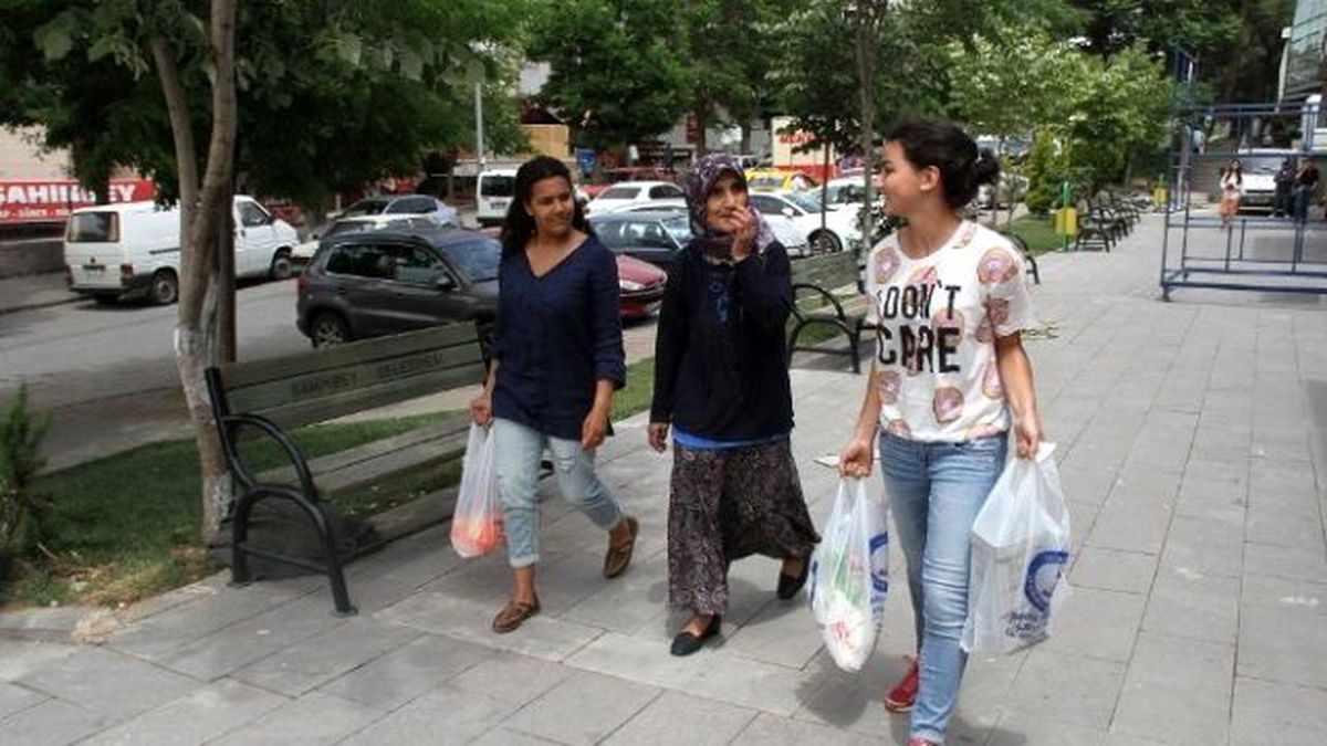 Hasan Kalyoncu Ünivesitesinde "Give A Hand" Programı