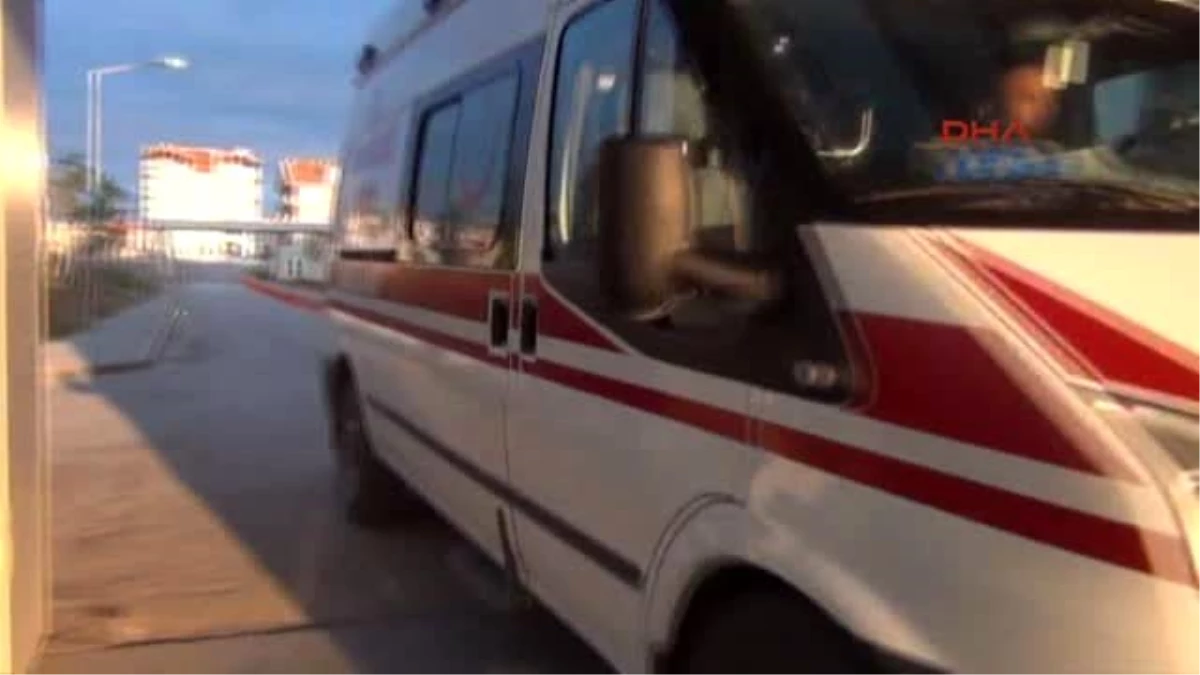 Karaman\'da Otomobil Şarampole Uçtu: 5 Yaralı