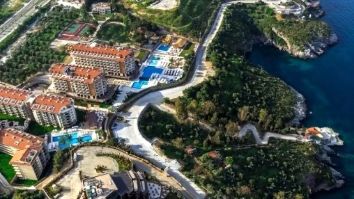 Kuşadası Üçüncü Marka Oteline Kavuştu