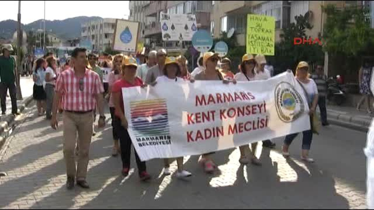 Marmaris Doğaseverlerden Doğaya Saygı Yürüyüşü