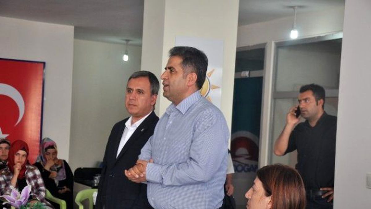 Milletvekilleri Kahta İlçesinde Seçim Değerlendirmesi Yaptı