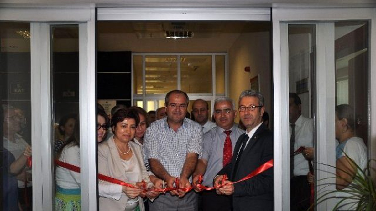 Türkiye\'nin İlk Arabuluculuk Merkezi Mersin\'de Açıldı