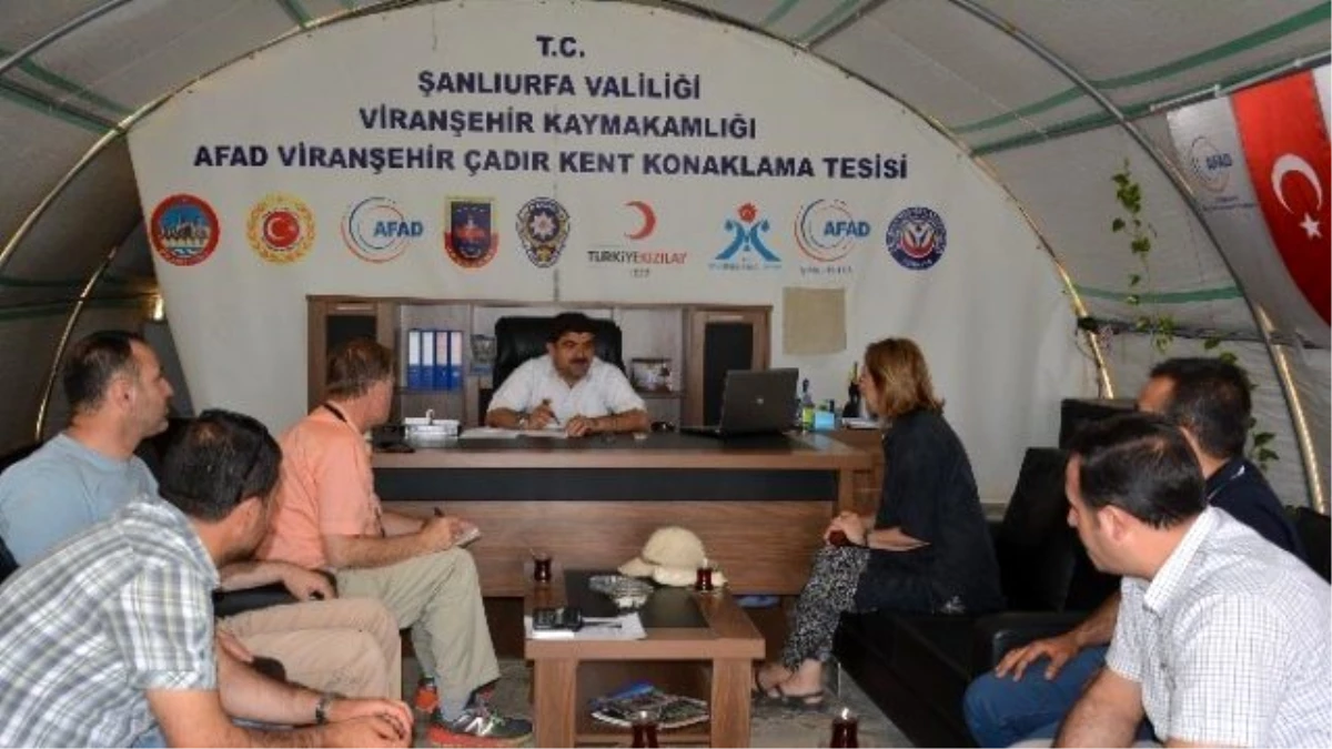 Viranşehir de Amerika Türk Koalisyonu Başkanı\'ndan Çadırkente Ziyaret