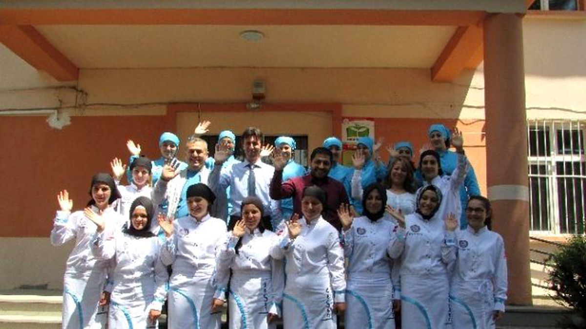 Afyonkarahisar\'da Termal Otellere Diplomalı Aşçılar Geliyor