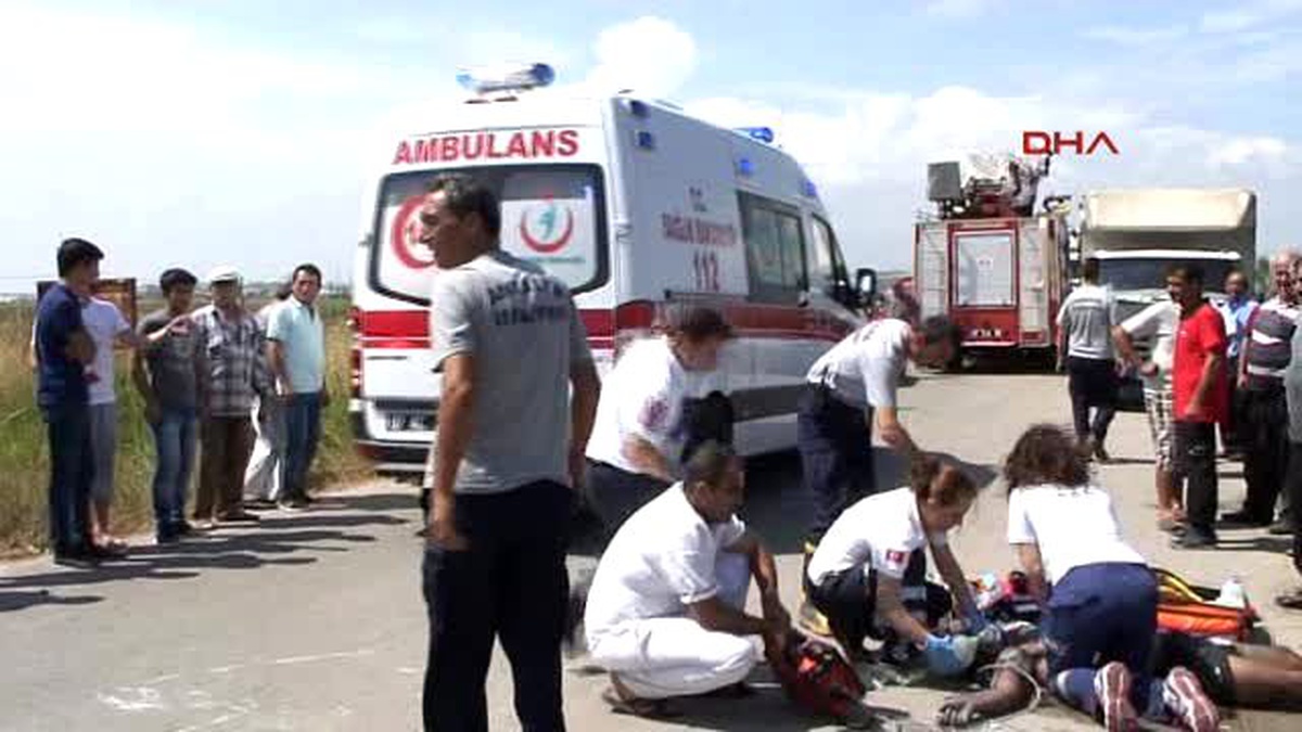 Antalya\'da Sulama Kanalına Uçan Otomobilde 2 Kişi Öldü
