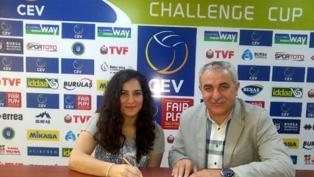 Büyükşehir Aylin\'le Sözleşme Yeniledi