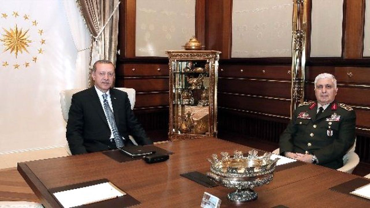 Cumhurbaşkanı Erdoğan, Genelkurmay Başkanı Orgeneral Özel\'i Kabul Etti
