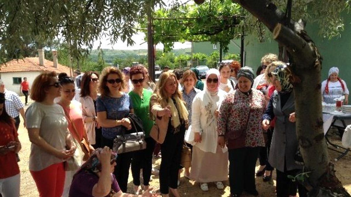 Edirne Kadın Girişimciler Kurulu ve Bürokrat Eşleri Piknikte Bir Araya Geldi