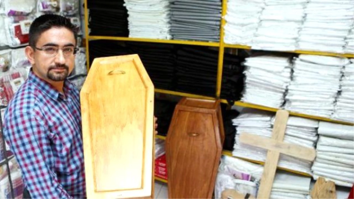 Antalya\'da İnternet Üzerinden Cenaze Malzemeleri Satışı