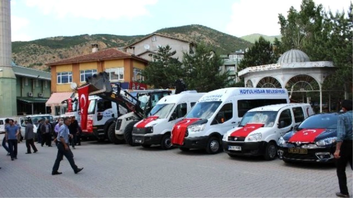 Koyulhisar Belediyesi Araç Filosunu Güçlendirdi