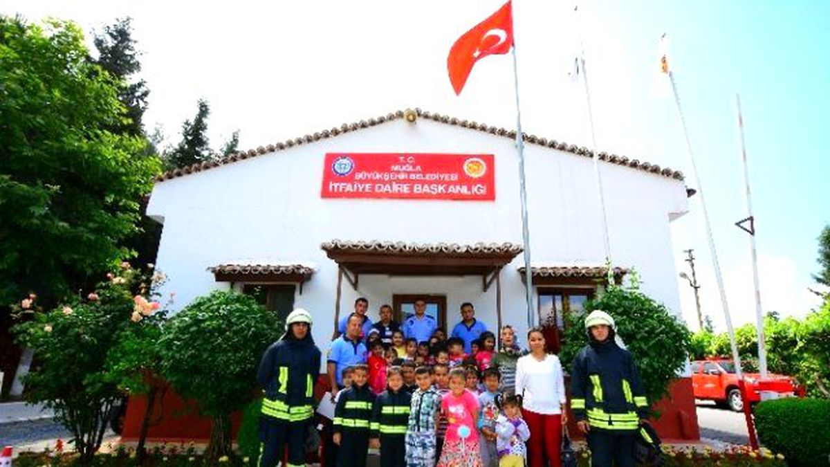 Minikler İtfaiyeyi Gezdi