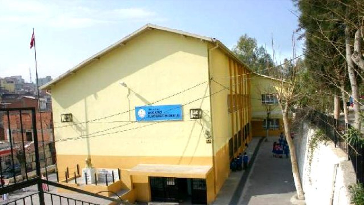 Kız Öğrencileri Taciz Eden Müdür Yardımcısı Tutuklandı