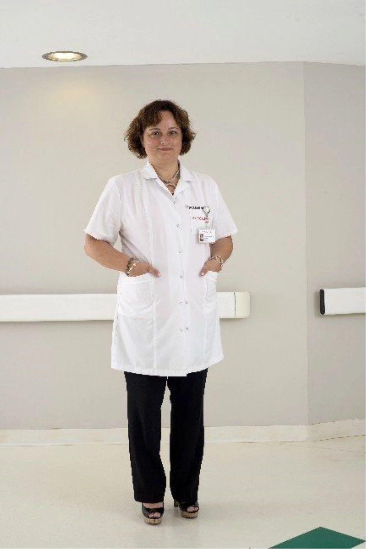 Prof. Dr. Asuman Yavuz Medıcal Park Antalya Hastanesi\'nde
