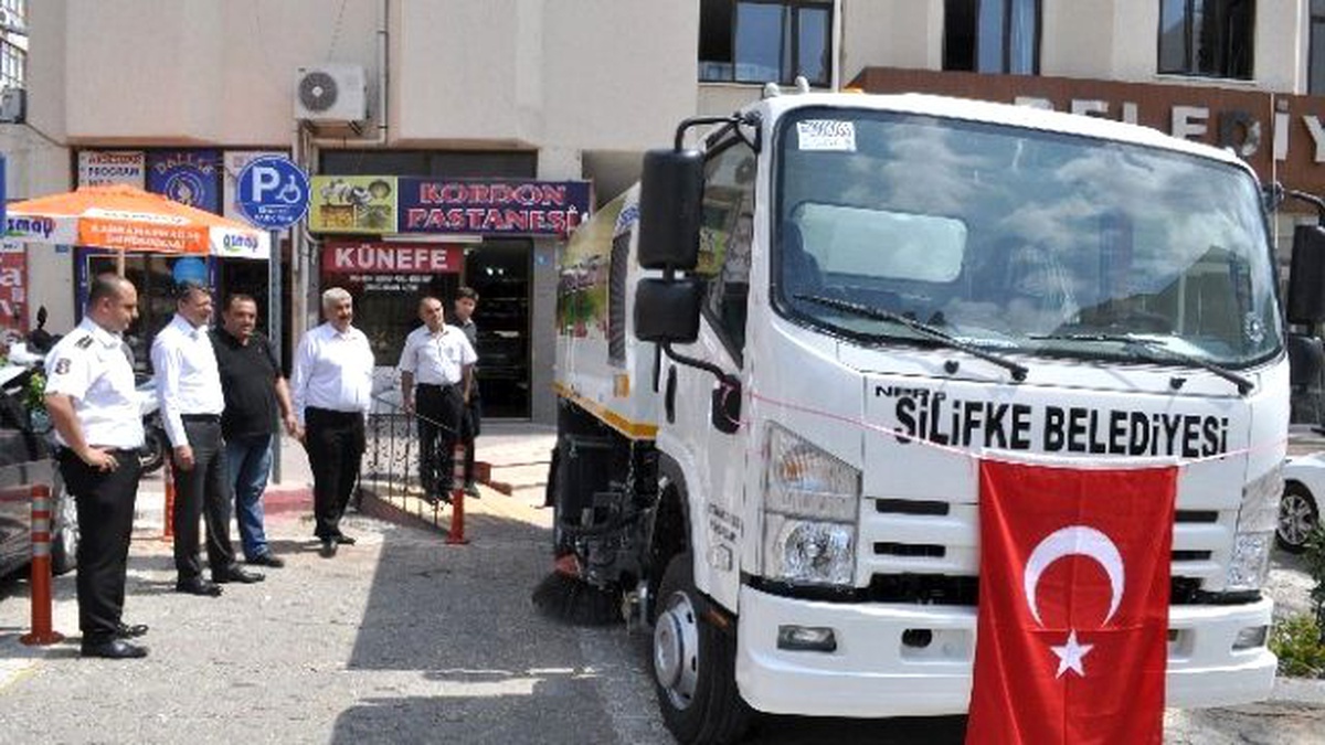 Silifke Belediyesi Temizlik İşleri Filosuna Yeni Araç