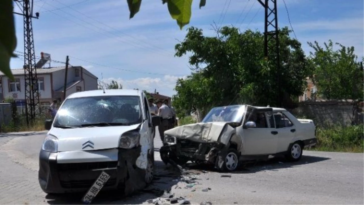 Tekirdağ\'da Trafik Kazası: 7 Yaralı