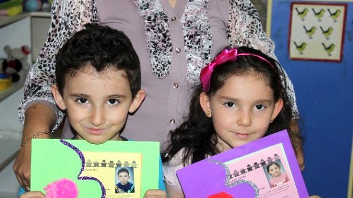 Anaokulu Öğrencilerinin Karne Sevinci