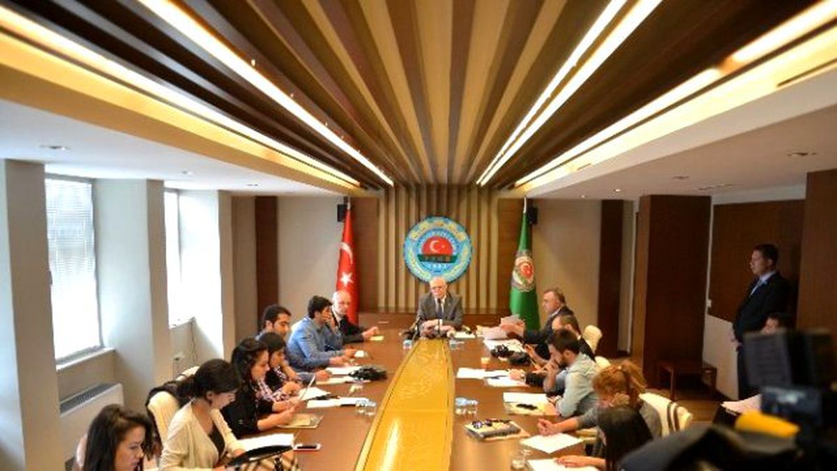 Bayraktar: "Ramazan Öncesinde veya Ramazanda Fiyatları Yükseltmek Fırsatçılıktır"