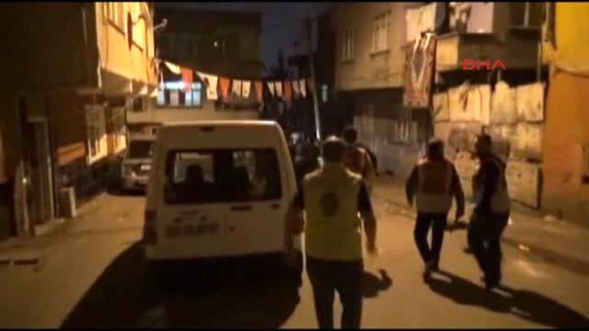 Kapıya Kamyon Getirip Mağazayı Soyan Hırsızlık Çetesi Yakalandı