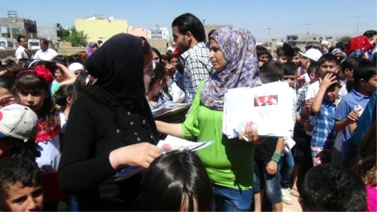 Kızıltepe\'de Suriyelilerin Okulunda Karne Heyecanı Yaşandı