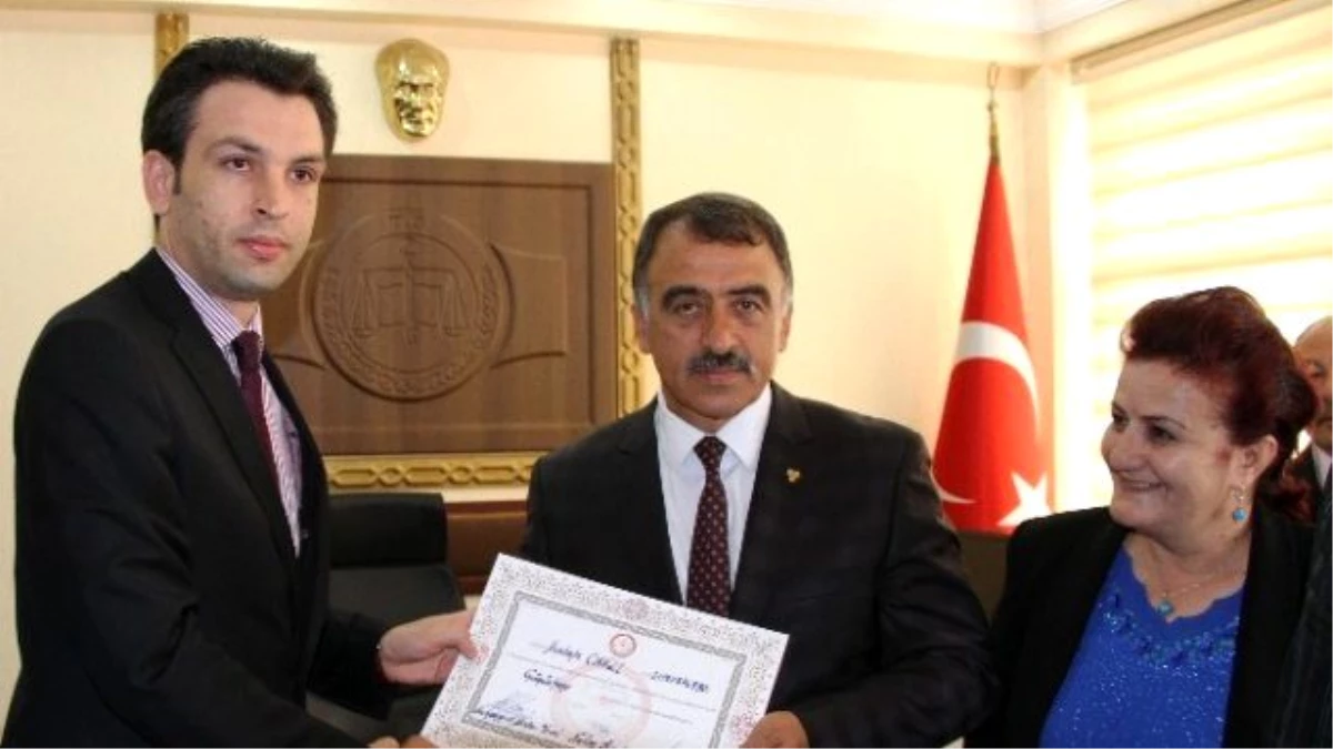 MHP Gümüşhane Milletvekili Mustafa Canlı Mazbatasını Aldı