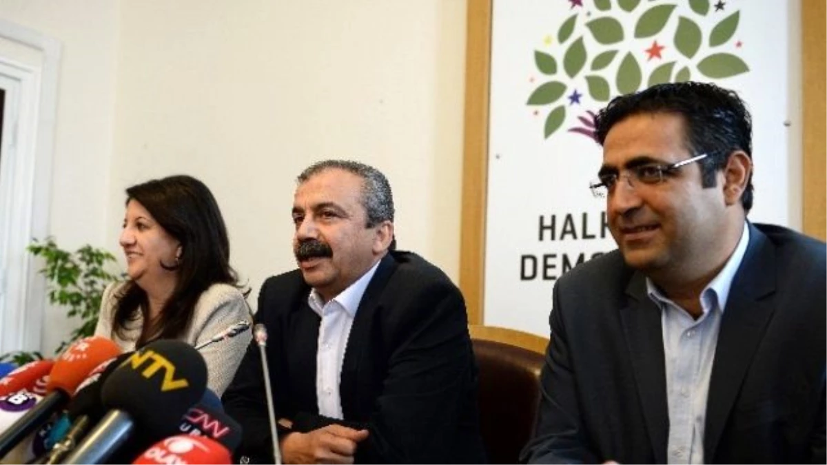 Öcalan\'ın PKK\'ya Silah Bırakma Çağrısı Yapması, İzleme Heyetinin İmralı\'ya Gitmesine Bağlı