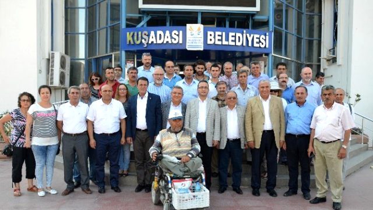 CHP\'nin Yeni Aydın Milletvekillerinin Kuşadası Ziyareti