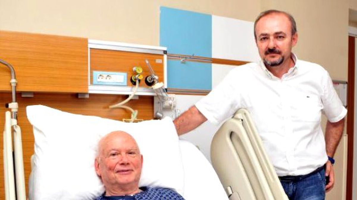 Eski Bakan Tunca Toskay Ameliyat Oldu