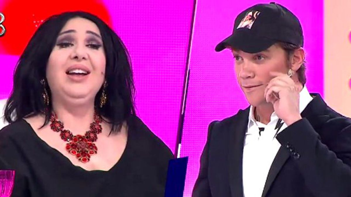 Jüri Sinan Akçıl\'ın Stilini Yorumladı!