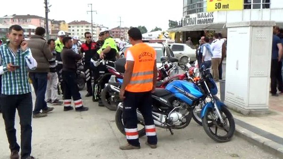Polisler Motosiklet Sürücülerine Göz Açtırmıyor