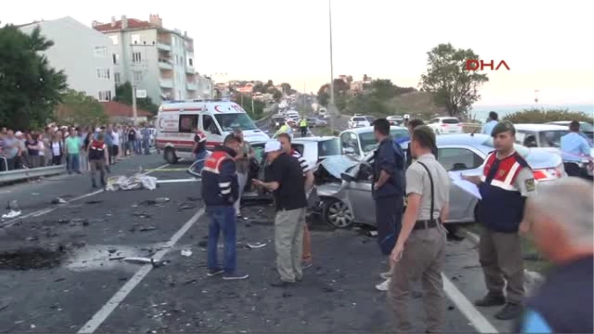 Tekirdağ - Otomobil Orta Refüjü Aşıp, Karşı Şeride Geçti 3 Ölü, 9 Yaralı
