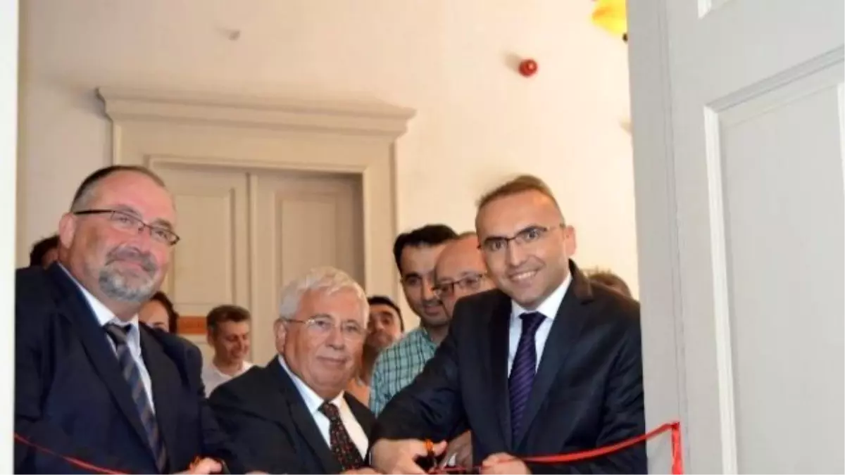 Trabzon\'da İnsan Hakları Hukuk Merkezi Açıldı