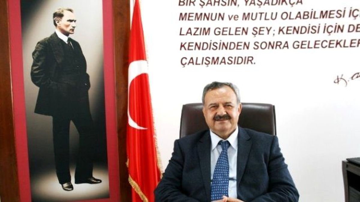 Burhaniye\'de Başkan Uysal\' Dan Basın Açıklaması
