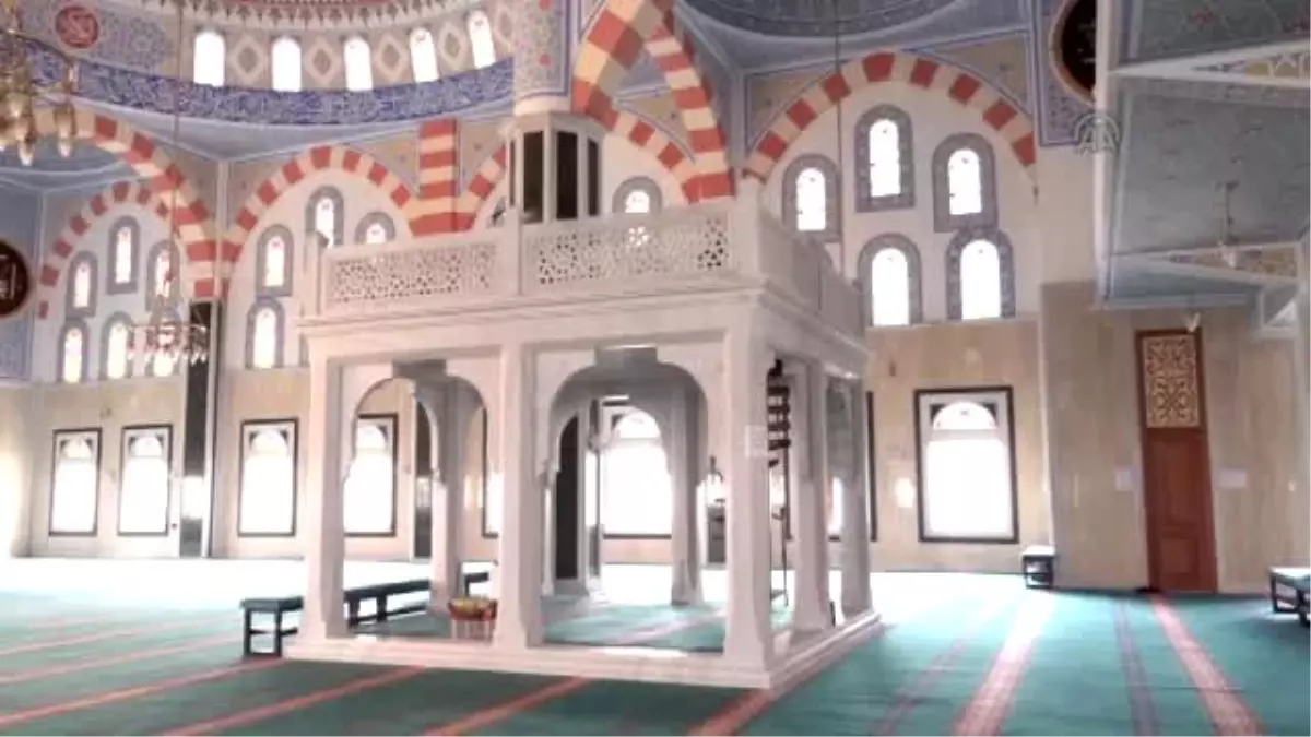 Camiler Ramazan Ayı İçin Hazırlanıyor