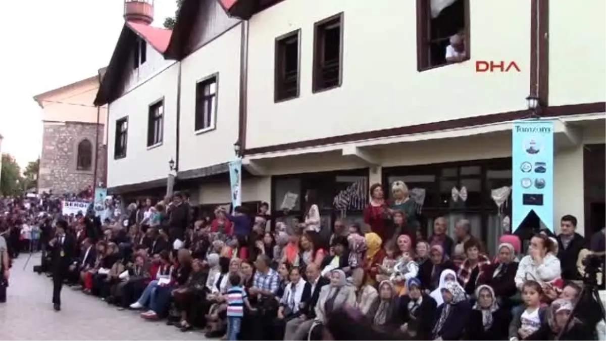 Giresun Tamzara Dokumaları Sokak Defilesiyle Tanıtıldı