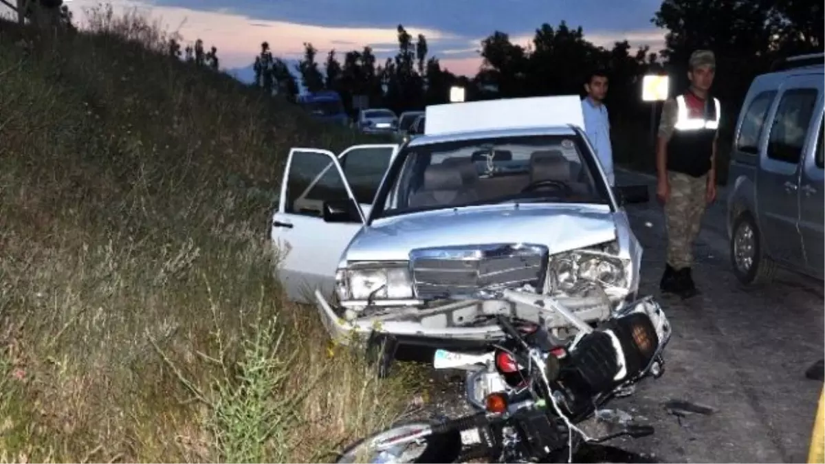 Kahramanmaraş\'ta Trafik Kazası: 3 Yaralı