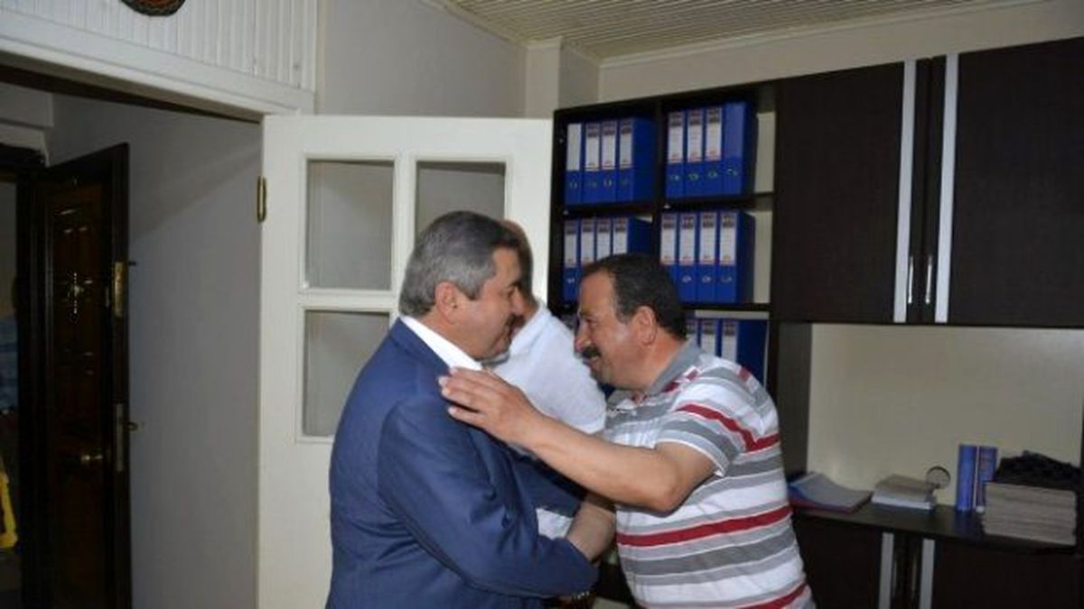 Başkan Anlayan\'dan Muhtarlar Derneği\'ne Ziyaret